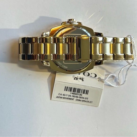 COACH BOYFRIEND WATCH WITH 38MM GOLDEN CHRONOGRAPH FACE AND GOLDEN BRACELET. - Picture 2 of 12